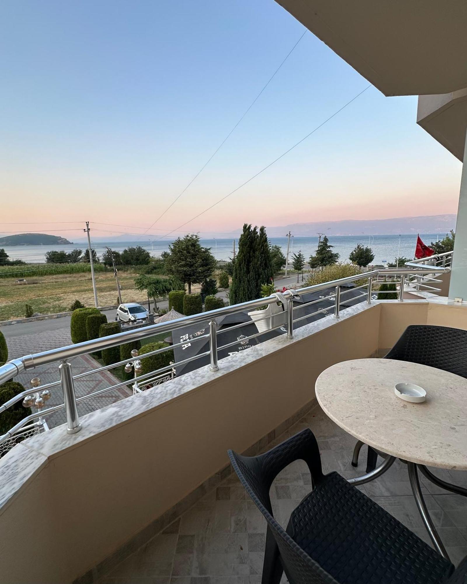 Hotel Vila Toska Piskupat Εξωτερικό φωτογραφία